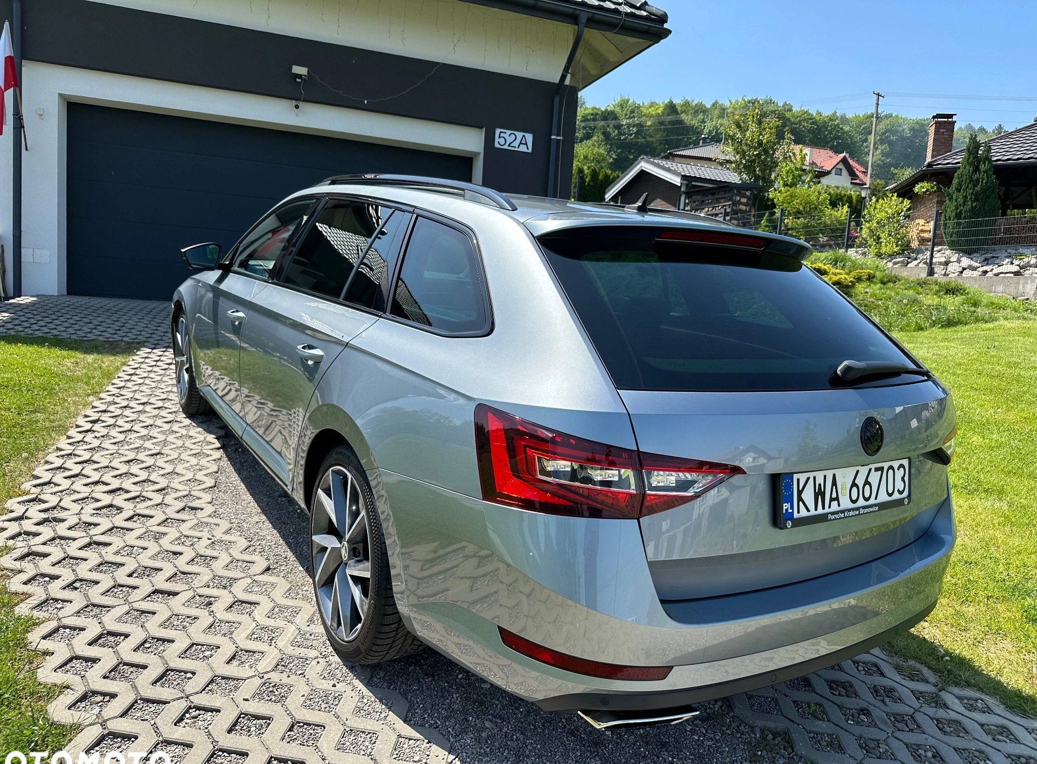 Skoda Superb cena 109400 przebieg: 119600, rok produkcji 2017 z Andrychów małe 781